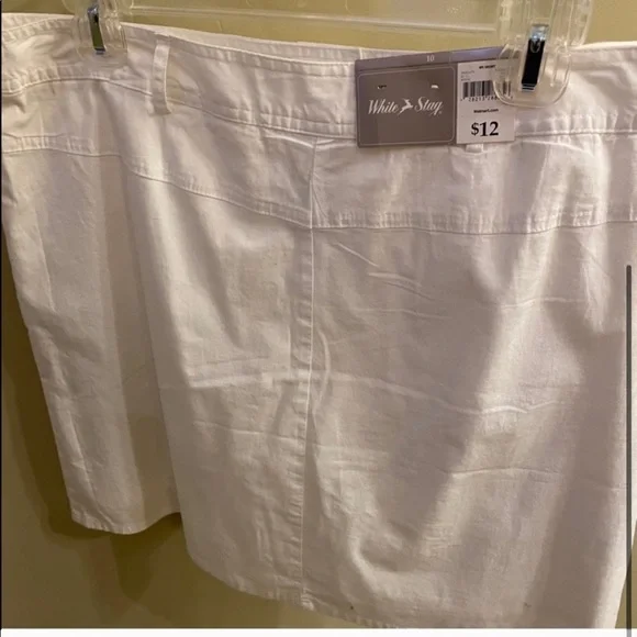 NWT white skirt - Picture 2 of 2
